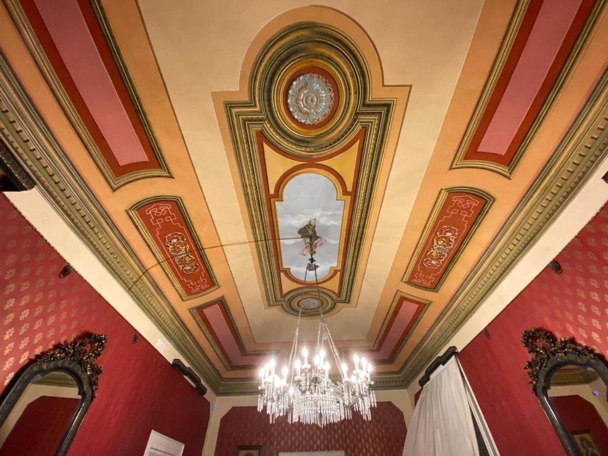 モーラ・ディ・バーリ Palazzo Introna Bed & Breakfast エクステリア 写真